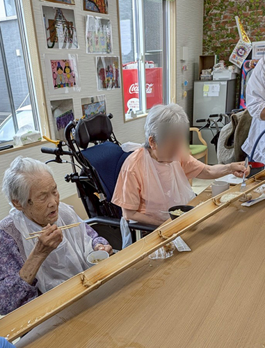 七夕会を開催しました。